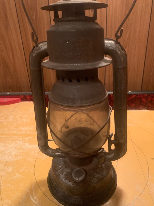Antique lanterns in Arts & Collectibles in Swift Current - Image 3