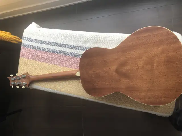 PRS SE P20 Tonare Parlor (acoustic) in Guitars in City of Montréal - Image 6