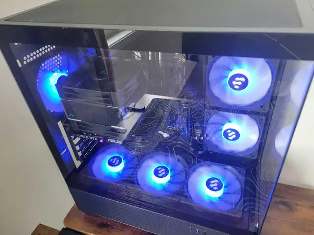 NOT FREE - Gaming PC in Desktop Computers in Ottawa - Image 2