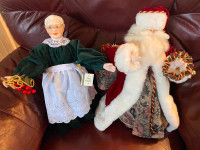 Mr. and Mrs Claus Figurines (Weighted Bottoms)