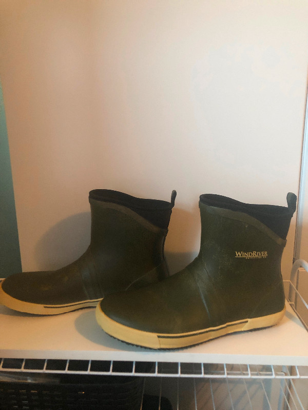 Men's Sz 12 Rain Boots in Men's Shoes in North Bay