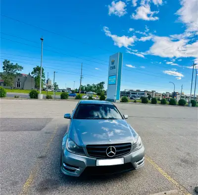 Mercedes-Benz C 250 (4Dr) AWD *Active Status* No issues at all (No lights nothing) “19 wheels Reason...