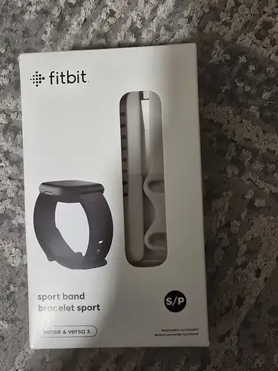 Get ready to enhance your Fitbit with this brand-new Fitbit Sport Band, compatible with Sense & Vers...