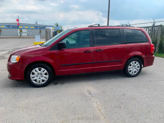 $5900 "AS IS" 2014 Dodge Grand Caravan