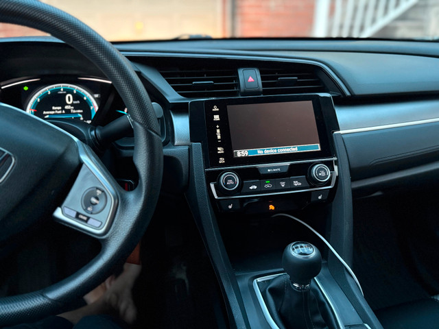 2018 Honda civic 6spd manual transmission great in fuel in Cars & Trucks in Mississauga / Peel Region