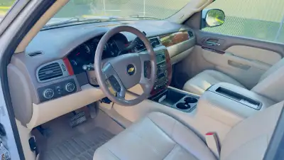 2012 Chevrolet Tahoe LT white with smooth automatic transmission and V8 engine. Remote starter with...