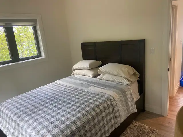 RENTAL COTTAGE AVAILABLE IN DORSET ON KAWAGAMA LAKE in Ontario in Canada - Image 4