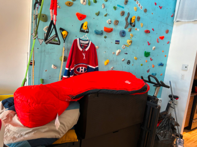 Sac de couchage sleeping bag mountain hardware lamina -29 dans Pêche, camping et plein Air  à Ville de Montréal