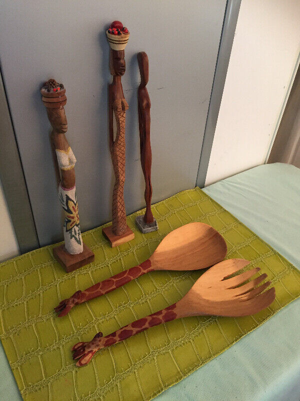 African 9"-13" Wood Hand Carved Tribal Statues Giraffe Spoons in Arts & Collectibles in City of Toronto - Image 2