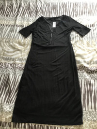 Petite robe noire à moitié prix
