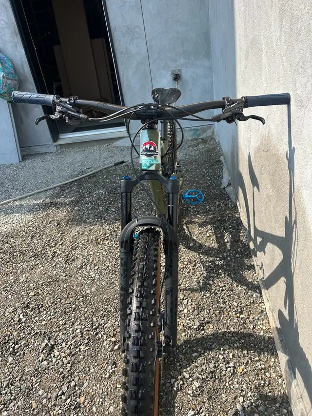 Rocky Mountain element C70+ in Mountain in Cranbrook - Image 5