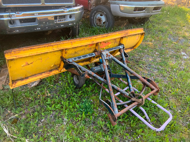 Snow plow light weight in ATV Parts, Trailers & Accessories in Cape Breton - Image 2