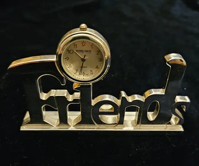 VINTAGE DANIEL DAVID DESK CLOCK in Home Décor & Accents in City of Toronto - Image 2