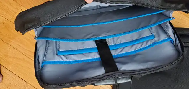 Laptop bags in Laptop Accessories in Regina - Image 3