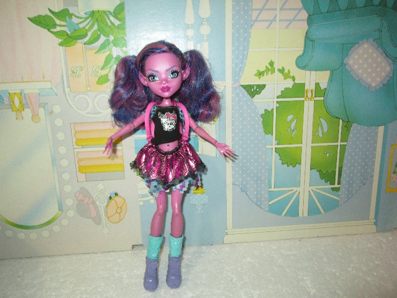 Monster High Kjersti Trollsøn Daughter of a Troll Students Jouets