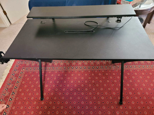 Great Desk in Desks in Tricities/Pitt/Maple
