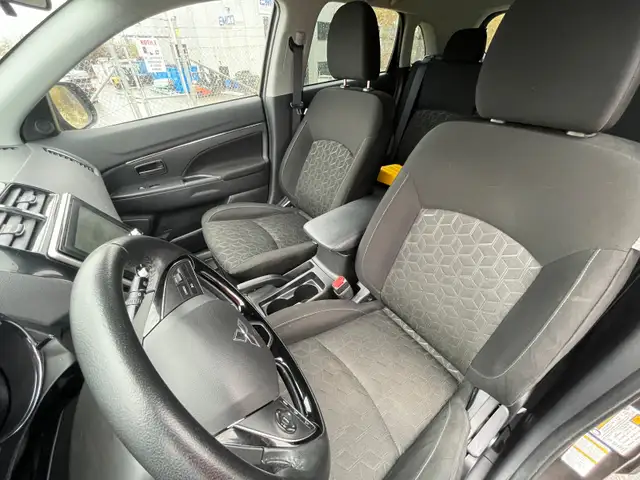 2020 Mitsubishi RVR in Cars & Trucks in Kelowna - Image 4