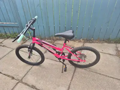 Girls 20” Six Speed Speed ***Like New***, View more