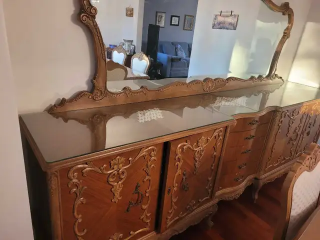 Antique Dining Table and Credenza in Dining Tables & Sets in Ottawa - Image 10