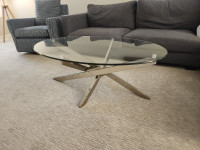 Glass coffee table and end table