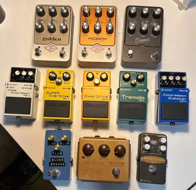 Divers pédale de guitare à vendre, View more