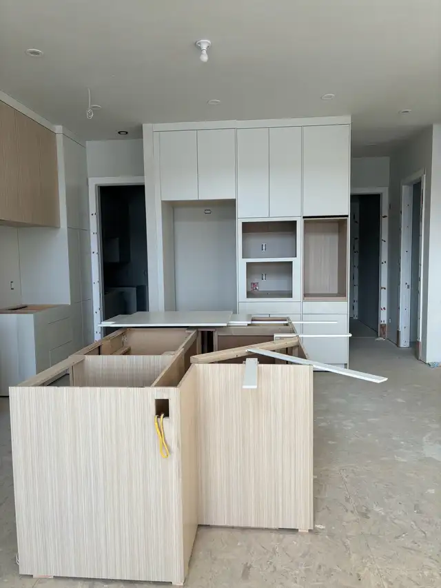 Kitchen/bath installation475480087425853443