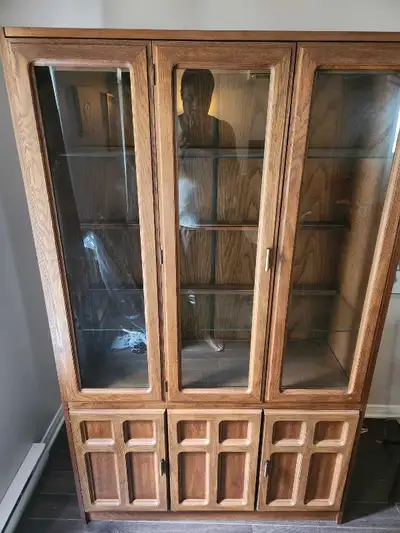 armoire et table en marbre, View more