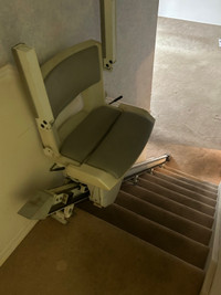 Concord Stairlift - 9 feet track + 9 steps up.