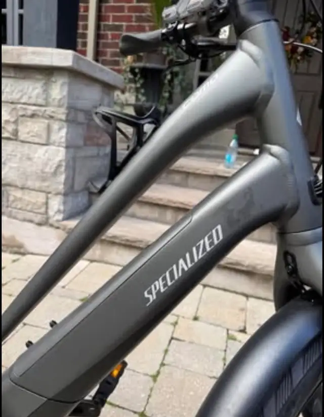 Specialized Turbo Como 4.0 650B in eBike in City of Toronto - Image 4
