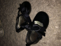 Size 4 toddler dress shoe