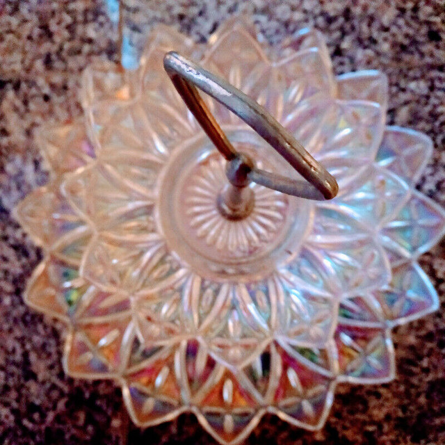 Petal Glass 2 TierTidbit Appetizers Dessert Mid Century Federal in Kitchen & Dining Wares in Charlottetown - Image 4