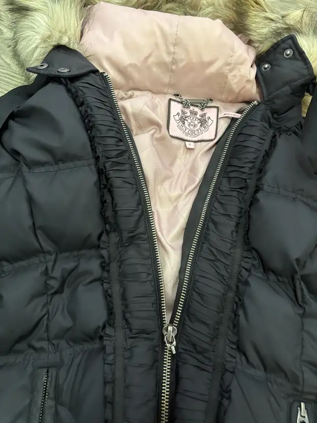 Juicy couture women’s winter coat manteau hiver  in Women's - Tops & Outerwear in City of Montréal - Image 4