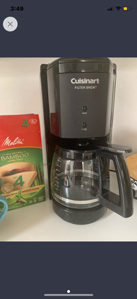  Cuisinart coffee maker with filter like new only used once.