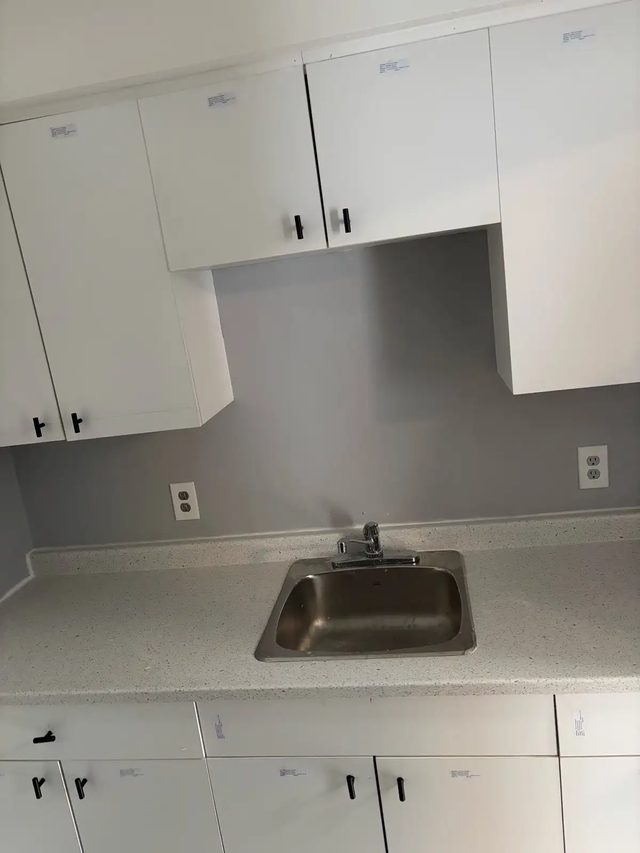 4 bedroom townhouse  plus utilities in Long Term Rentals in Cape Breton - Image 7