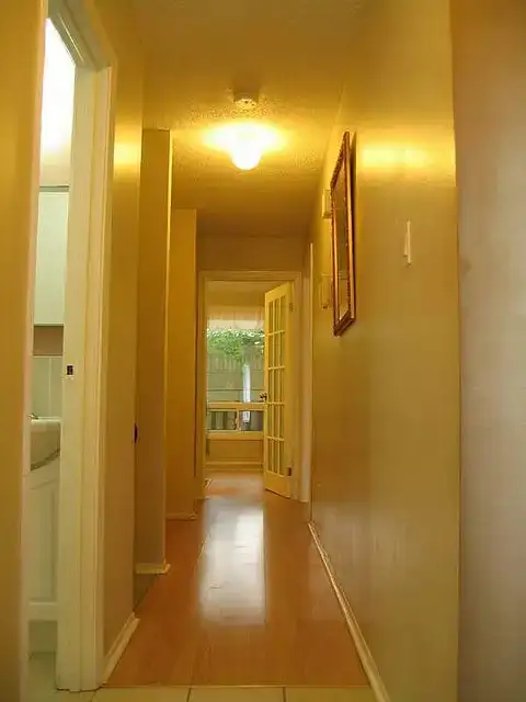 Sept 1: Large furnished room, utilities included, AC, all Female63008313999873124