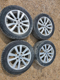 Selling 205/55R16 Winter Tires with Alloy Rims 204-4306514 