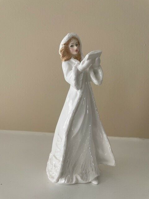 Royal Doulton Figurine Sentiments Christmas Day HN3488 in Arts & Collectibles in Oshawa / Durham Region