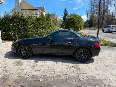 Mercedes AMG SLC 43 2017 22 000km cuir intérieur caramel très beau véhicule une seule propriétaire b...