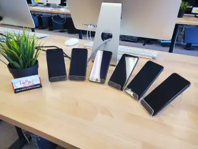 Merci de supporter les petits commerce pendant cette periode. Disponible en stock Apple Iphone 8 Unl...