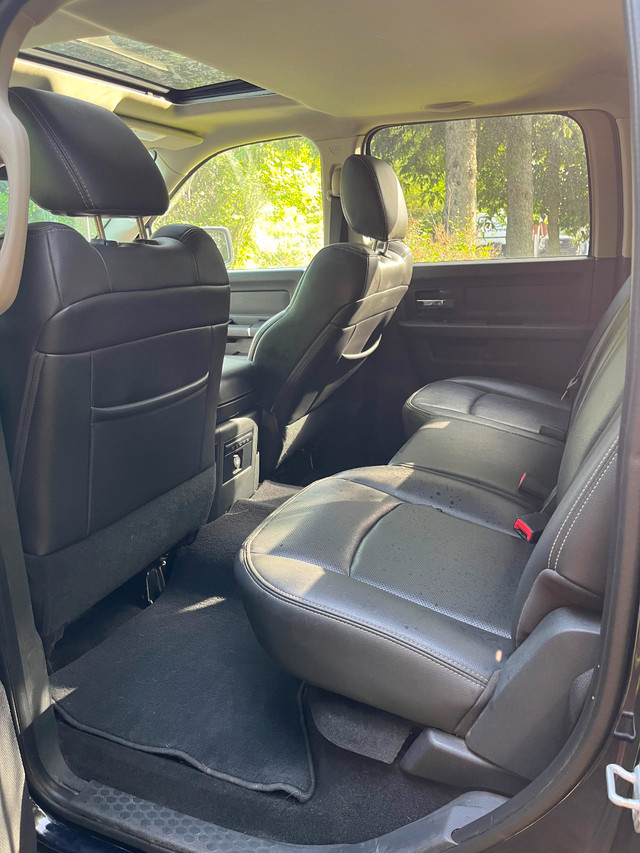 2012 Dodge Ram 1500 Sport in Cars & Trucks in Ottawa - Image 3