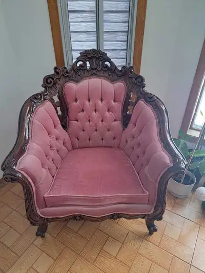 Fauteuil antique , View more