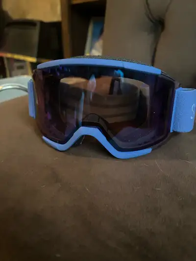 Women’s skis, bindings, boots, poles and goggles. Size 8-10, View more