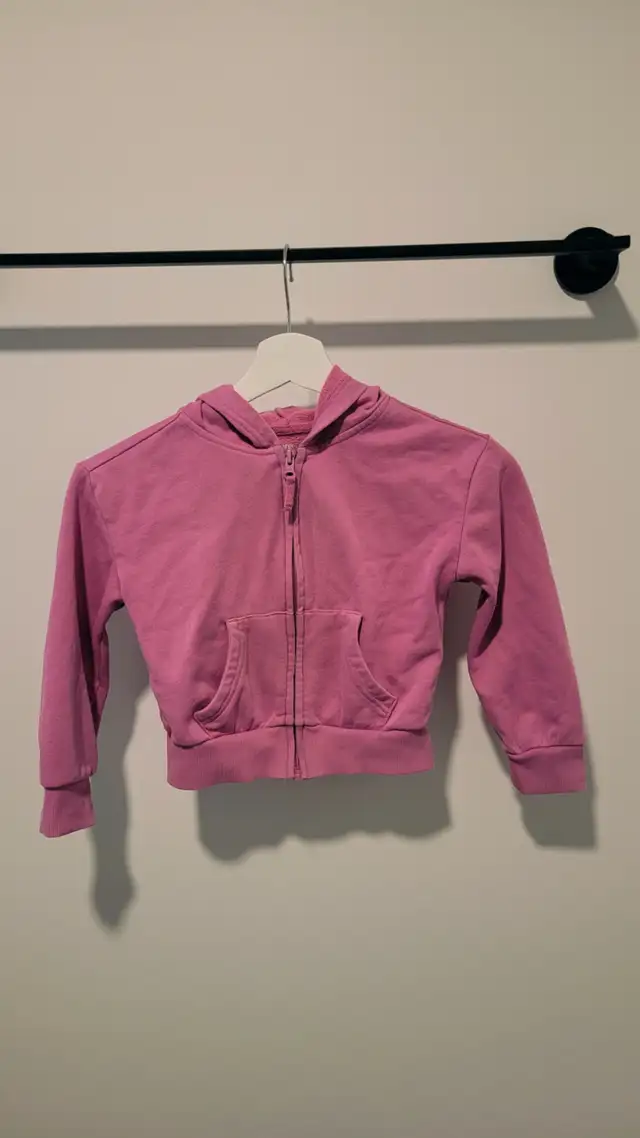 Kids xs age 4-5 girls hoodie in Clothing - 4T in Edmonton - Image 2