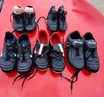 5 pairs Soccer Shoes Cleats size 3-7 Nike & Spalding ., View more
