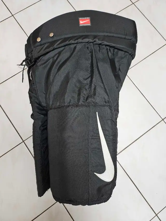 SOLD. Nike Custom Pro Hockey Pants - Senior XL in Hockey in City of Toronto - Image 3
