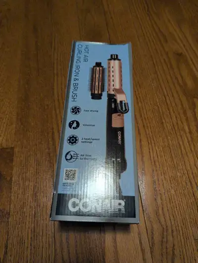 Curling iron and brush set with flowing air. 2 different heat/speed settings. Fast drying voluminize...