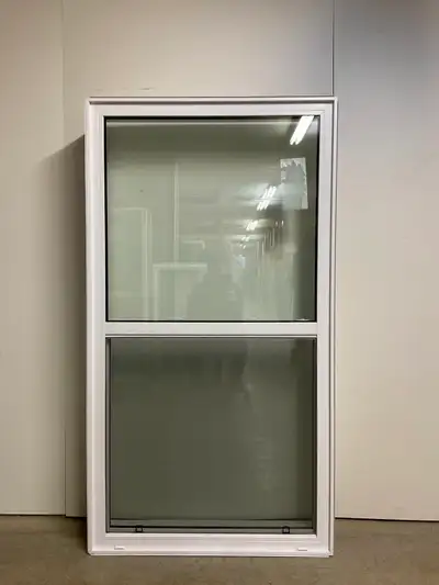 10732GP Fenêtre  PVC Blanc Guillotine simple 38 3/4 x 71 1/2, View more