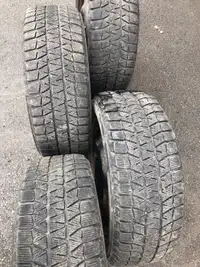 4 pneus sur jantes 205/55R16