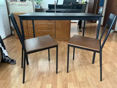 Chairs & Table - Teulon MB , View more