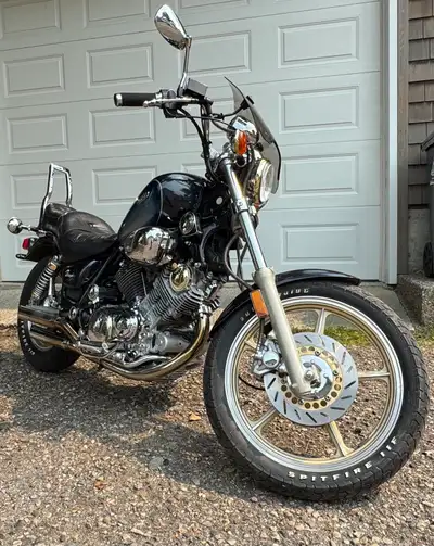 1987 Yamaha Virago 1100 Gold Edition – 9,911 km Very clean, low-kilometre Virago 1100 Gold Edition....